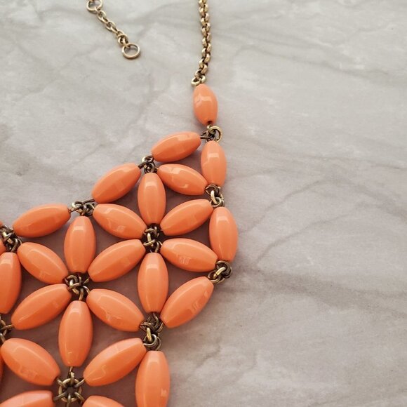 🧡 J.Crew Orange Geometric Beaded Statement Necklace 🧡 - Picture 12 of 15